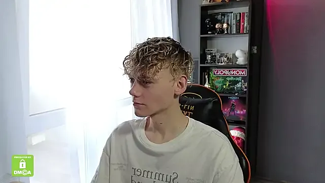 Keytaro from StripChat is Freechat