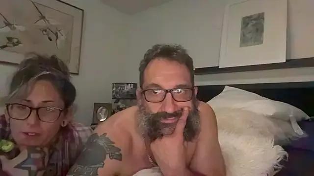 kheironNkrenaiai from StripChat is Freechat
