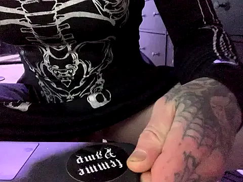 Kik_SickSlut88 from StripChat is Freechat