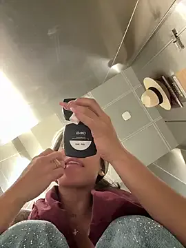 KIMBERLYPULIDO from StripChat is Freechat