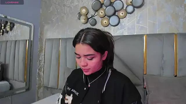 Girls: try live performances with matured performers, from dancing to quirks, in a variety of beautiful sex cams.