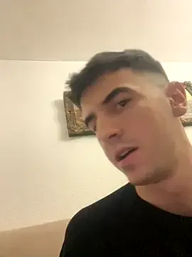 kingale- from StripChat is Freechat