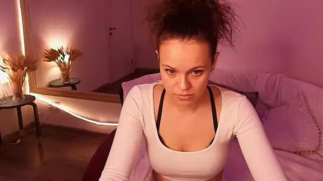 Girls: try live performances with matured performers, from dancing to quirks, in a variety of beautiful sex cams.