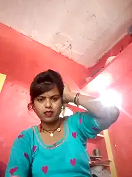 Kiranti_hot from StripChat is Freechat