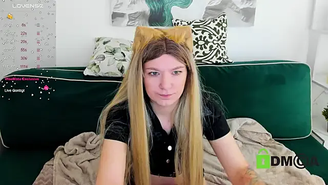 KiraRogers from StripChat is Freechat