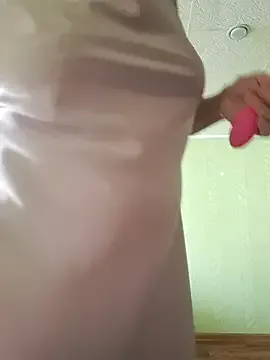 KiraXTender from StripChat