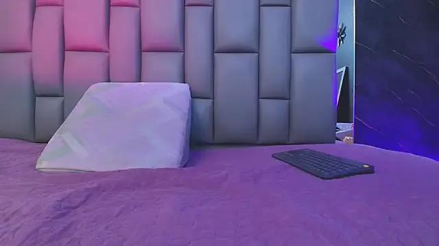 Girls: try live performances with matured performers, from dancing to quirks, in a variety of beautiful sex cams.