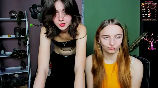 Girls: try live performances with matured performers, from dancing to quirks, in a variety of beautiful sex cams.