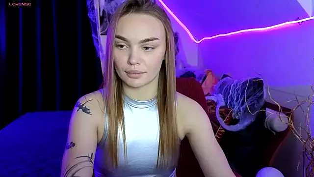 KitsyMoore from StripChat is Freechat