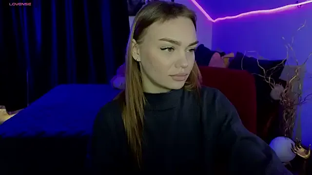 KitsyMoore from StripChat is Freechat