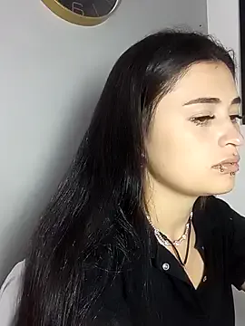 KittenMiss_ from StripChat is Freechat