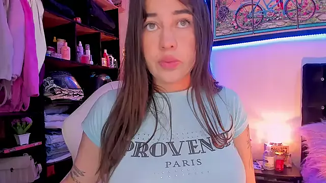 Girls: try live performances with matured performers, from dancing to quirks, in a variety of beautiful sex cams.