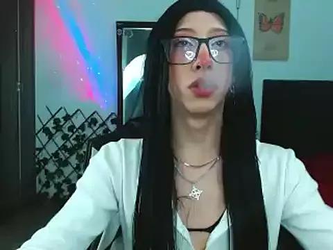 kitty_vaal from StripChat