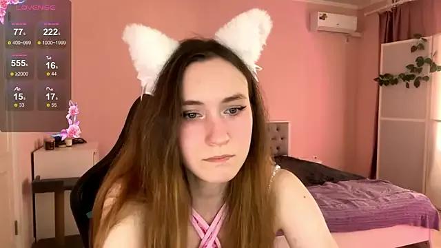 KittyHottieLol from StripChat is Freechat