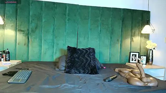 kittyy_milk_001 from StripChat