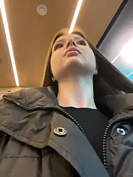 KrisMagnoly from StripChat is Freechat