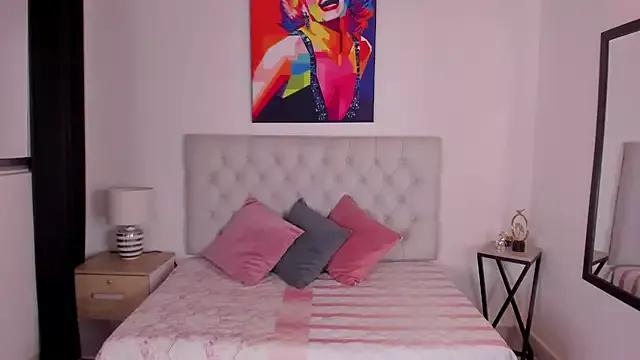 Girls: try live performances with matured performers, from dancing to quirks, in a variety of beautiful sex cams.