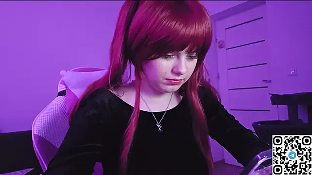 KristiBloom from StripChat is Freechat