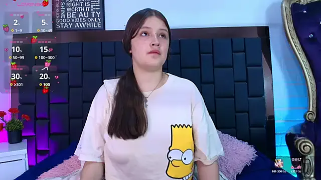 Krystal_Heartss from StripChat is Freechat