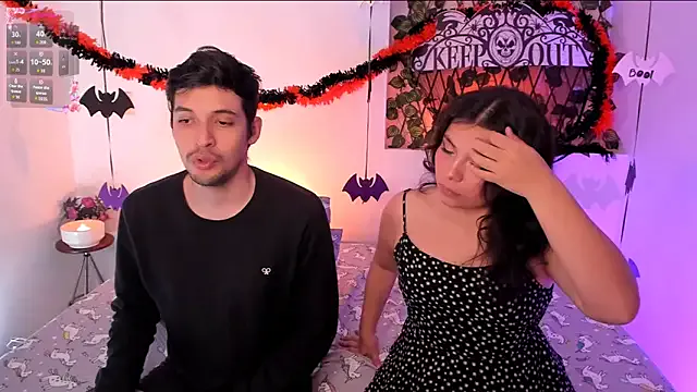 Girls: try live performances with matured performers, from dancing to quirks, in a variety of beautiful sex cams.