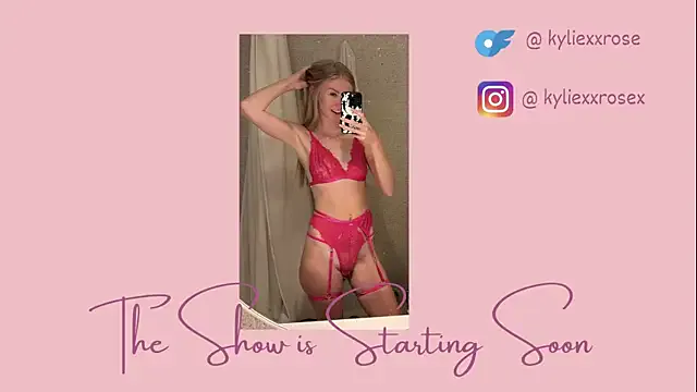 kyliexxrose from StripChat is Freechat