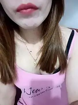 Labibi2k from StripChat is Freechat
