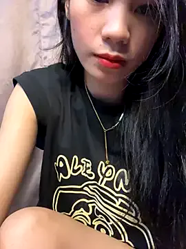 Ladygirrl22 from StripChat is Freechat