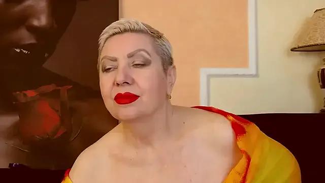 LadyPosh from StripChat is Freechat