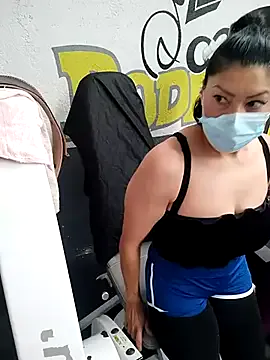 LaInsaciableIntensa from StripChat is Freechat