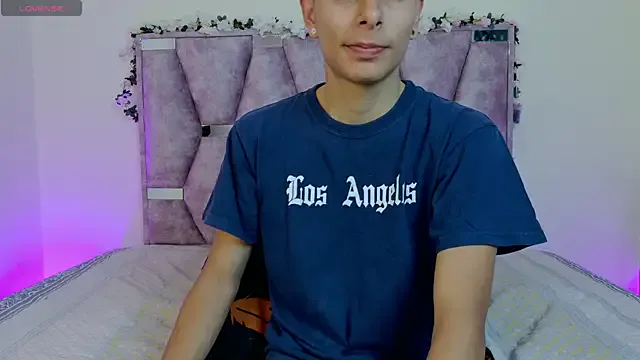 lana_and_liam_ from StripChat is Freechat