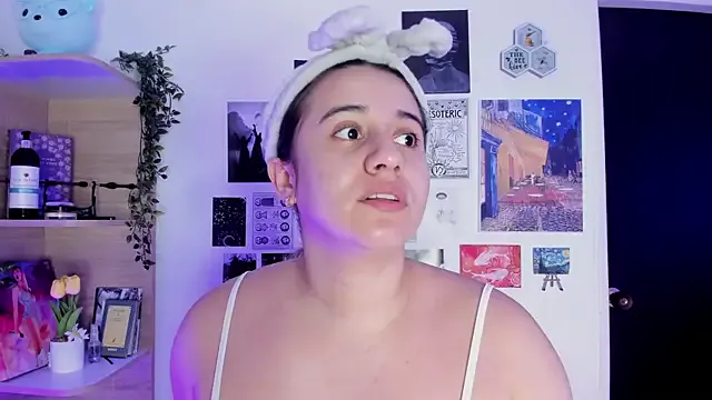 Lana_Herondale from StripChat