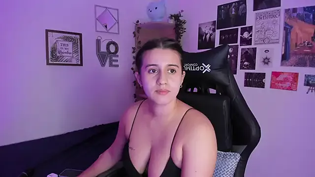 Lana_Herondale from StripChat