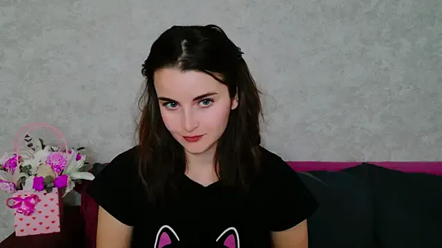 LanaGI from StripChat is Freechat