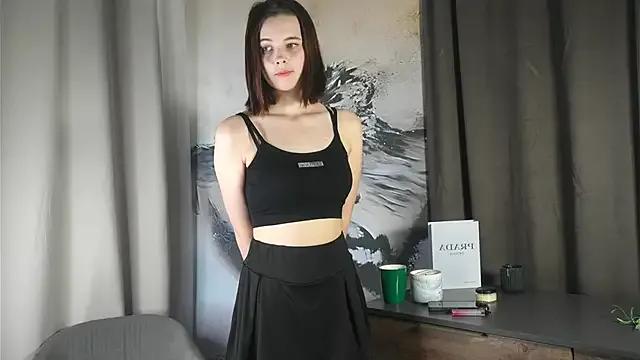 LanniePolizzi from StripChat is Freechat