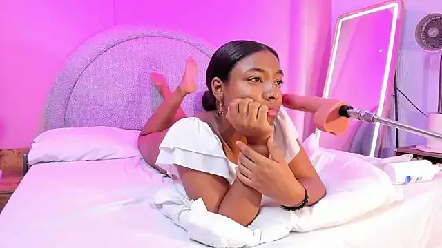 Laraebony_ from StripChat