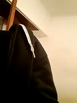 larubia_arg from StripChat is Freechat