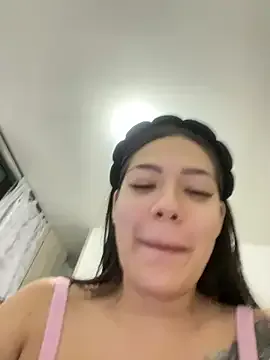 Girls: try live performances with matured performers, from dancing to quirks, in a variety of beautiful sex cams.