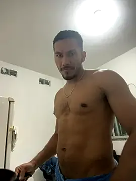 LatinhaDeCoca from StripChat is Freechat