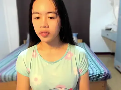 Laura_Wilson from StripChat is Freechat