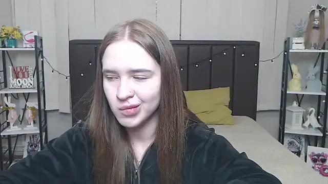 LauraHlot from StripChat is Freechat
