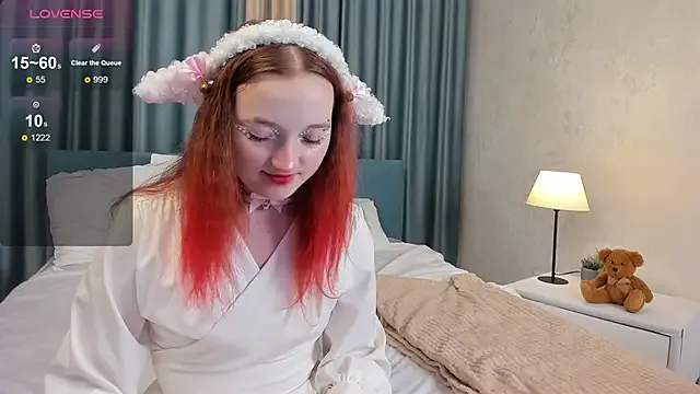 LauraKelley from StripChat is Freechat