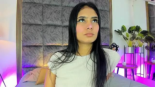 LaurenRodriiguez from StripChat is Freechat