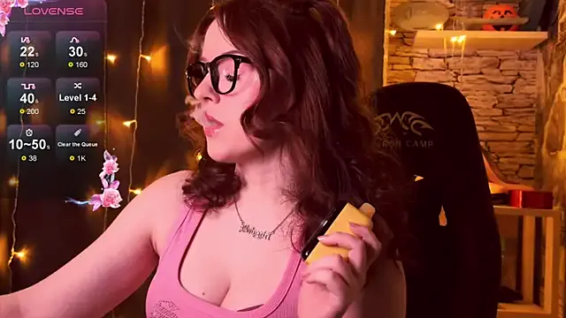 LaurenRossss from StripChat