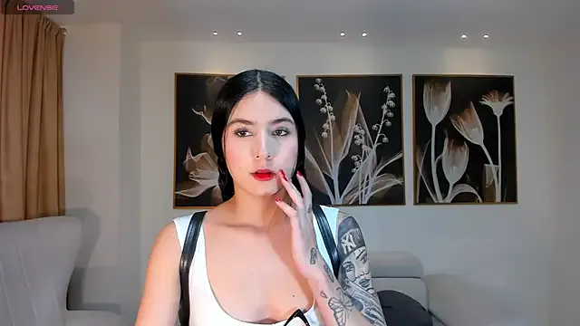 LaurentConnor from StripChat is Freechat