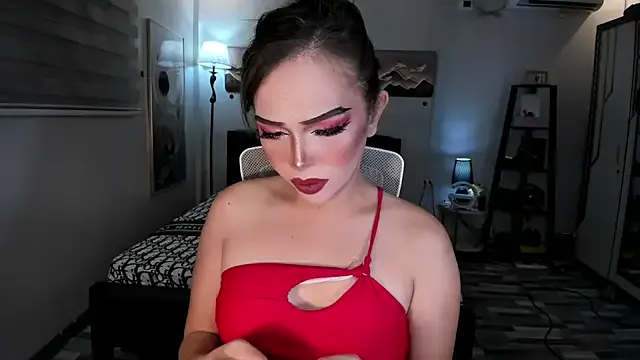 Lavinia_NastyGoddess from StripChat is Freechat