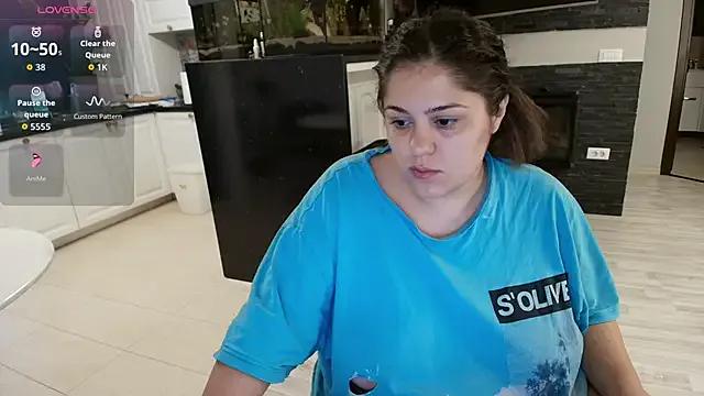 Layla- from StripChat is Freechat