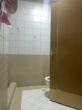 Layla_lolo from StripChat is Freechat