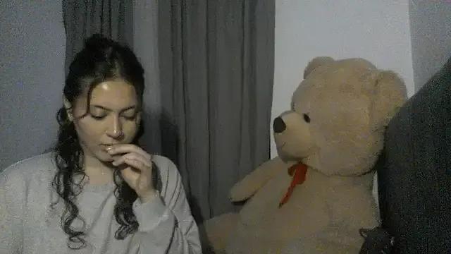 laylabliss from StripChat is Freechat