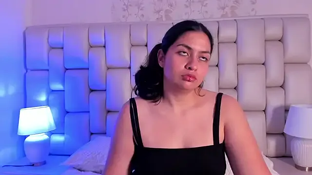 lea_hunter__ from StripChat is Freechat