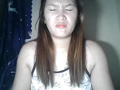 leamorena from StripChat is Freechat